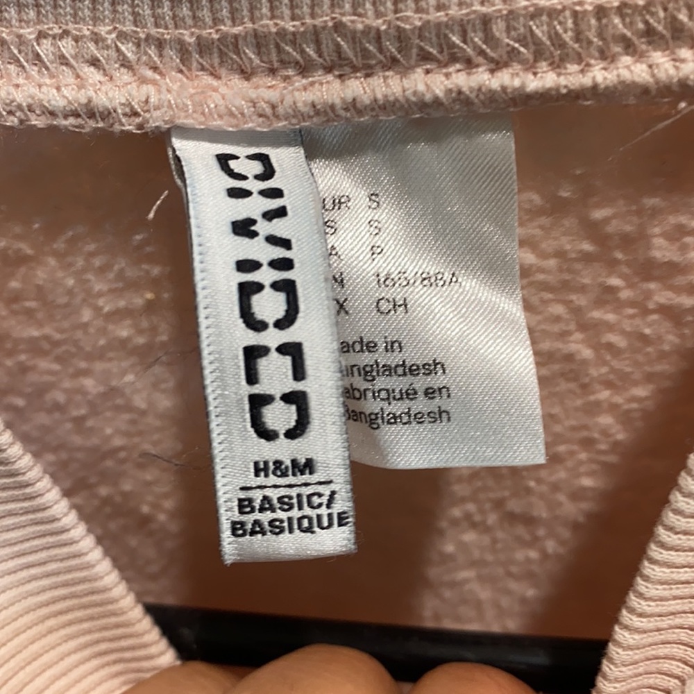 H&M sweater - Picture 2 of 3